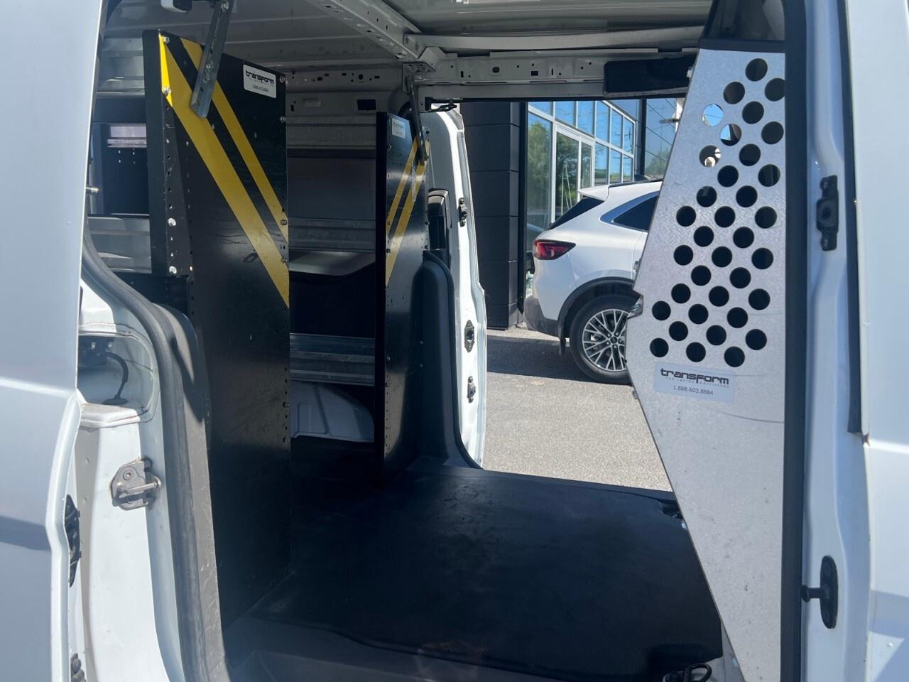 2019 Ford Transit Connect XL   NAV   LOW KM !   CRUISE Photo
