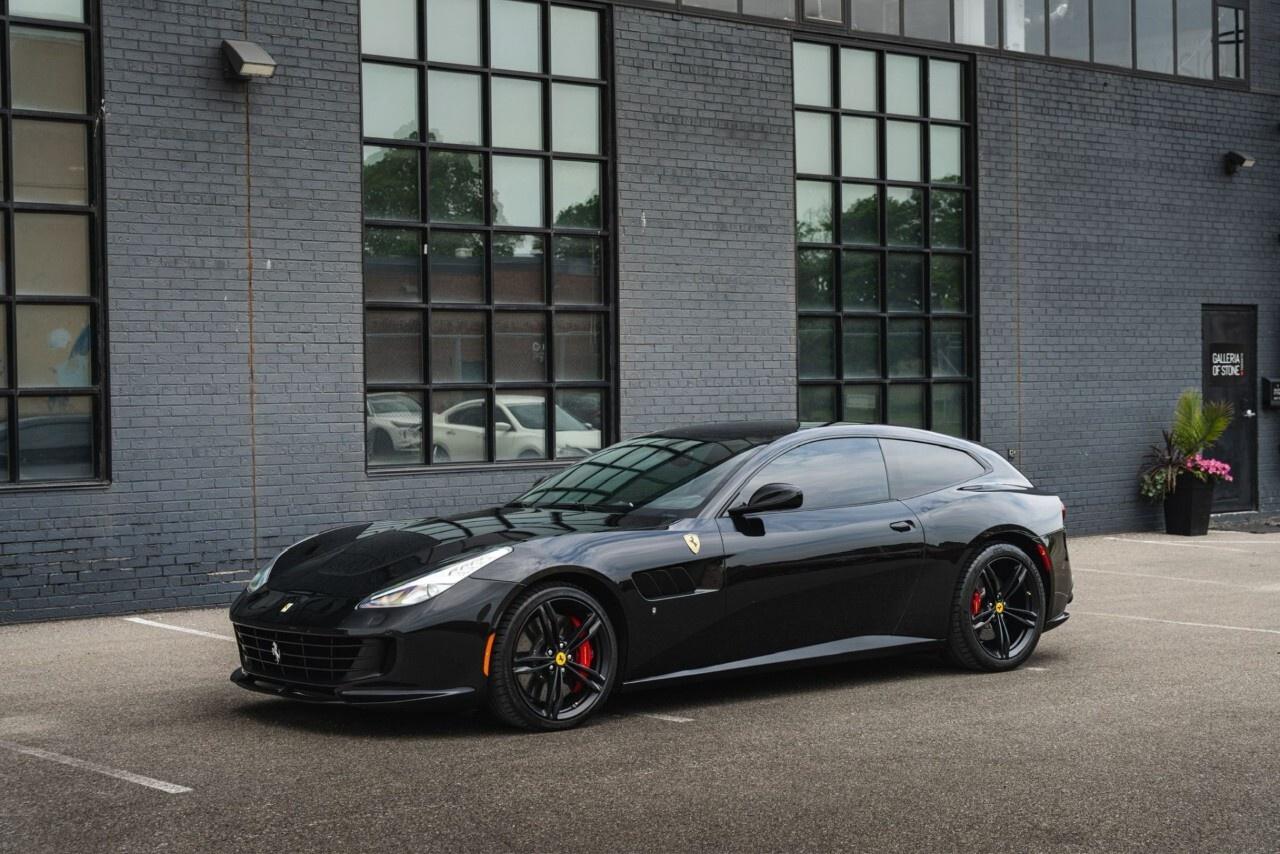 2017 Ferrari GTC4Lusso AWD Photo