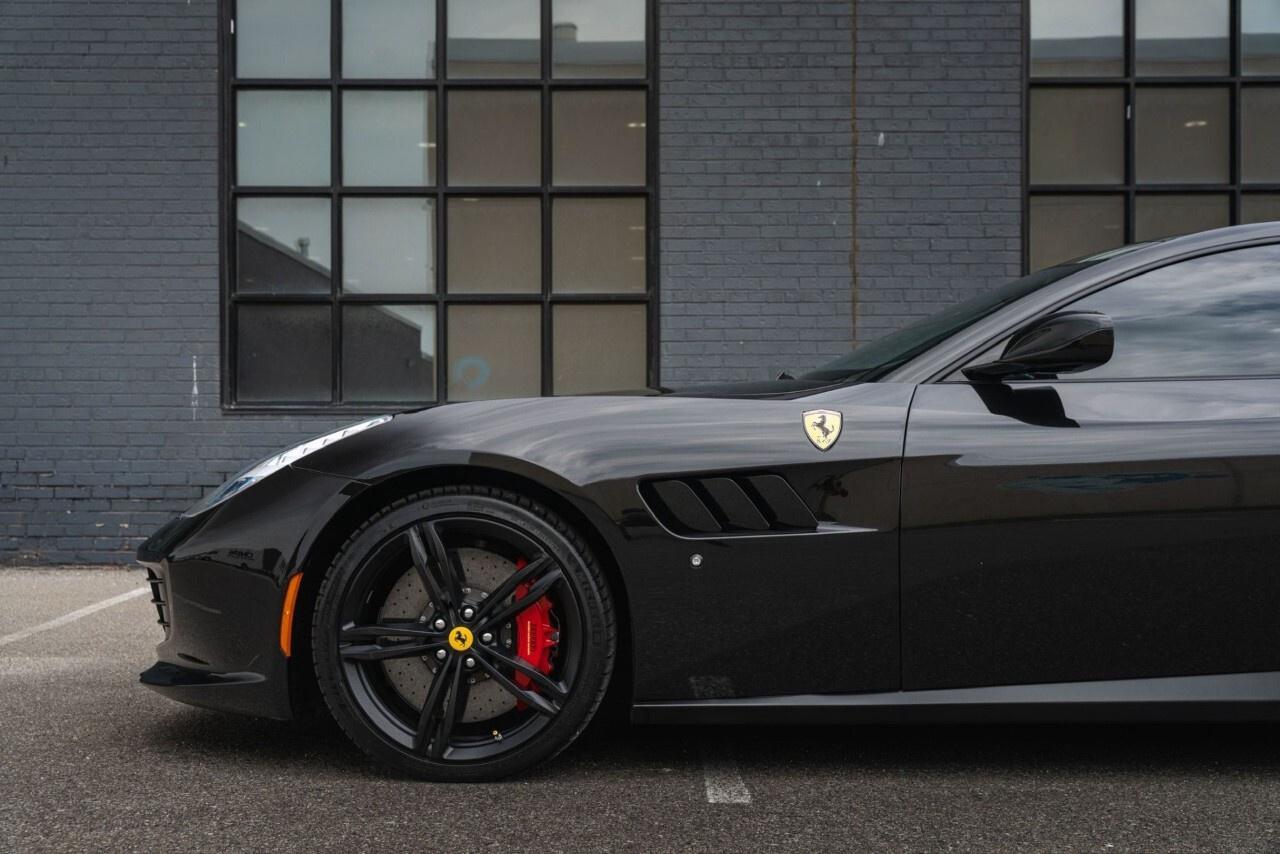 2017 Ferrari GTC4Lusso AWD Photo