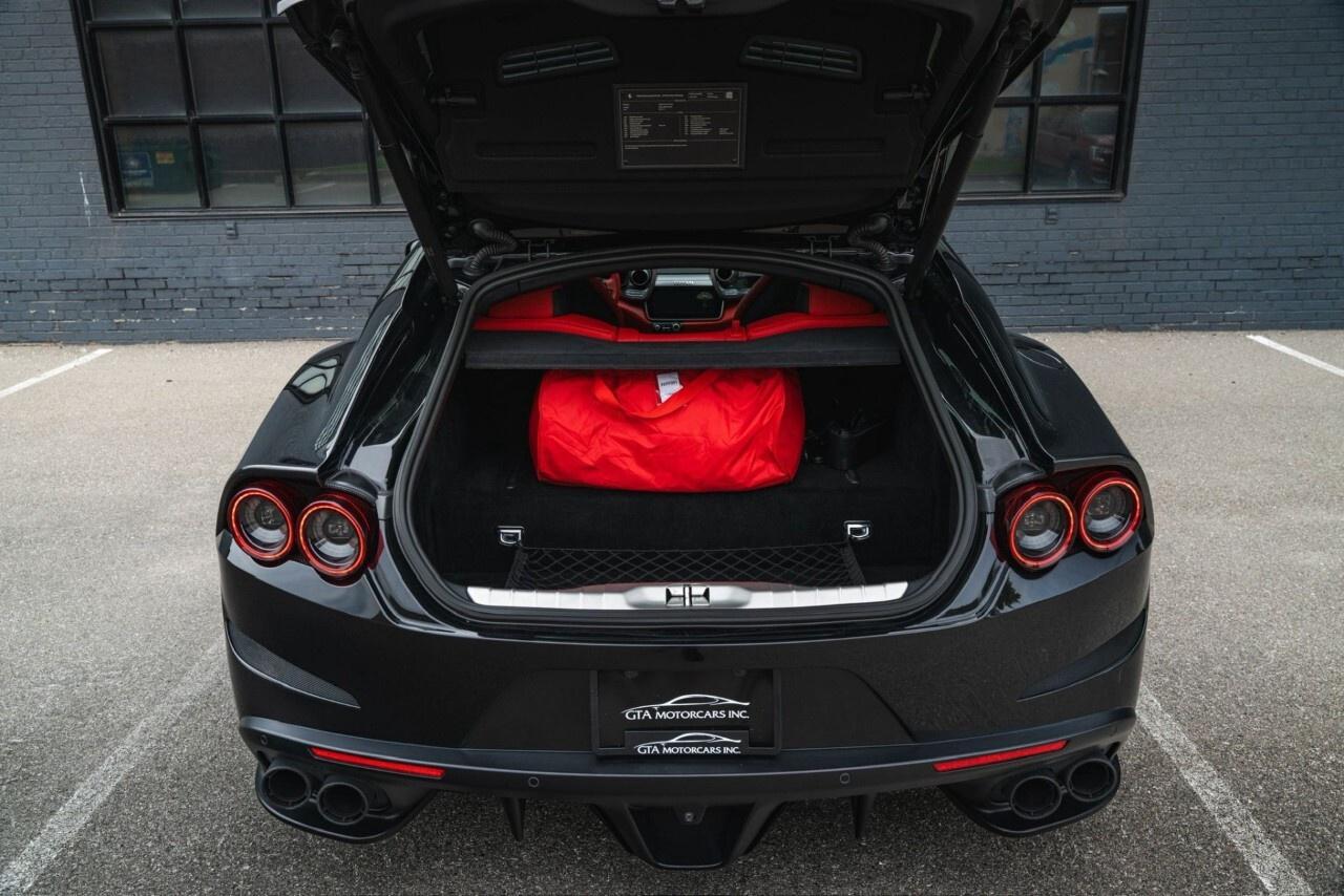 2017 Ferrari GTC4Lusso AWD Photo