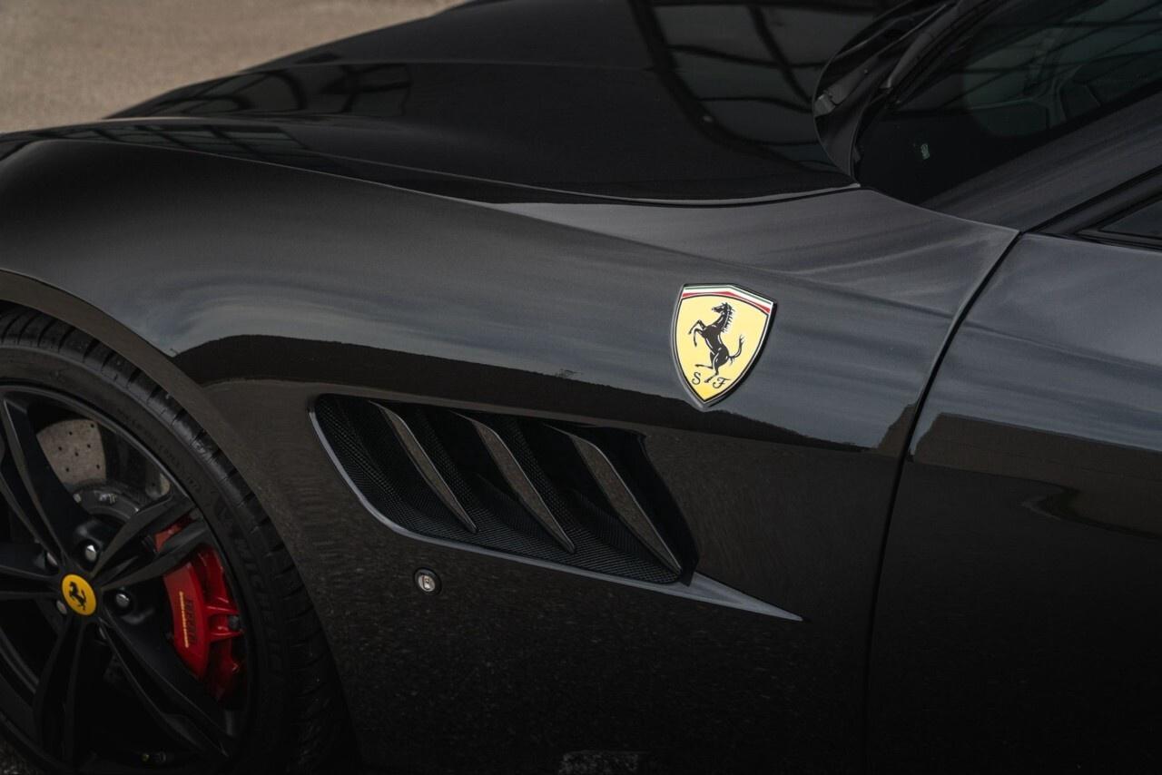 2017 Ferrari GTC4Lusso AWD Photo