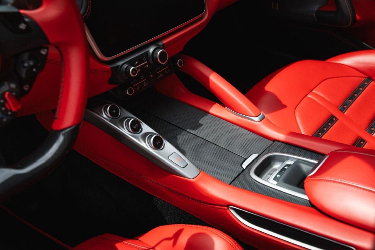 2017 Ferrari GTC4Lusso AWD Photo