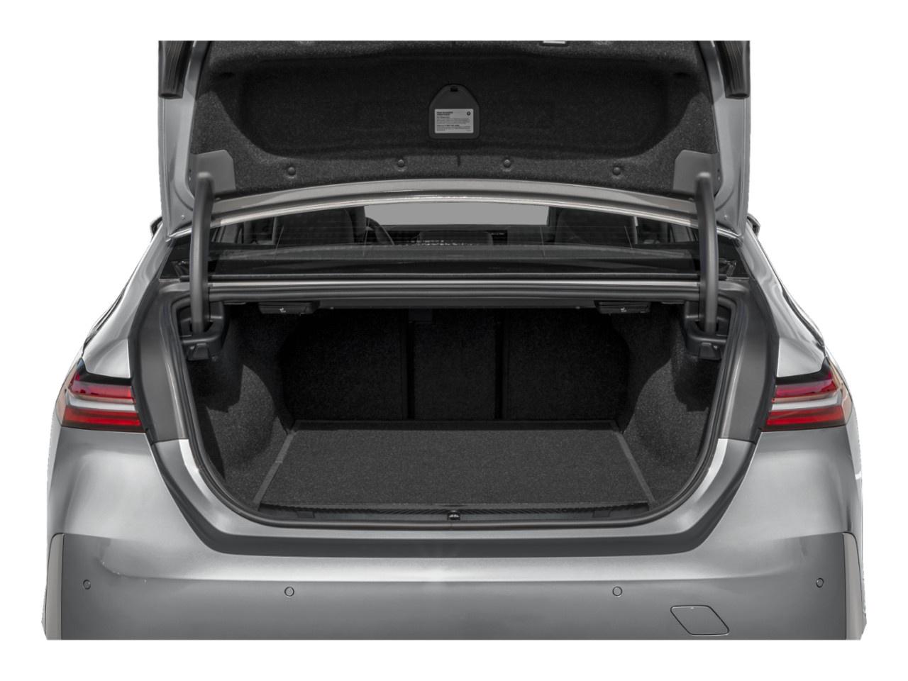 2027 BMW 5 Series 530i xDrive Sedan Photo