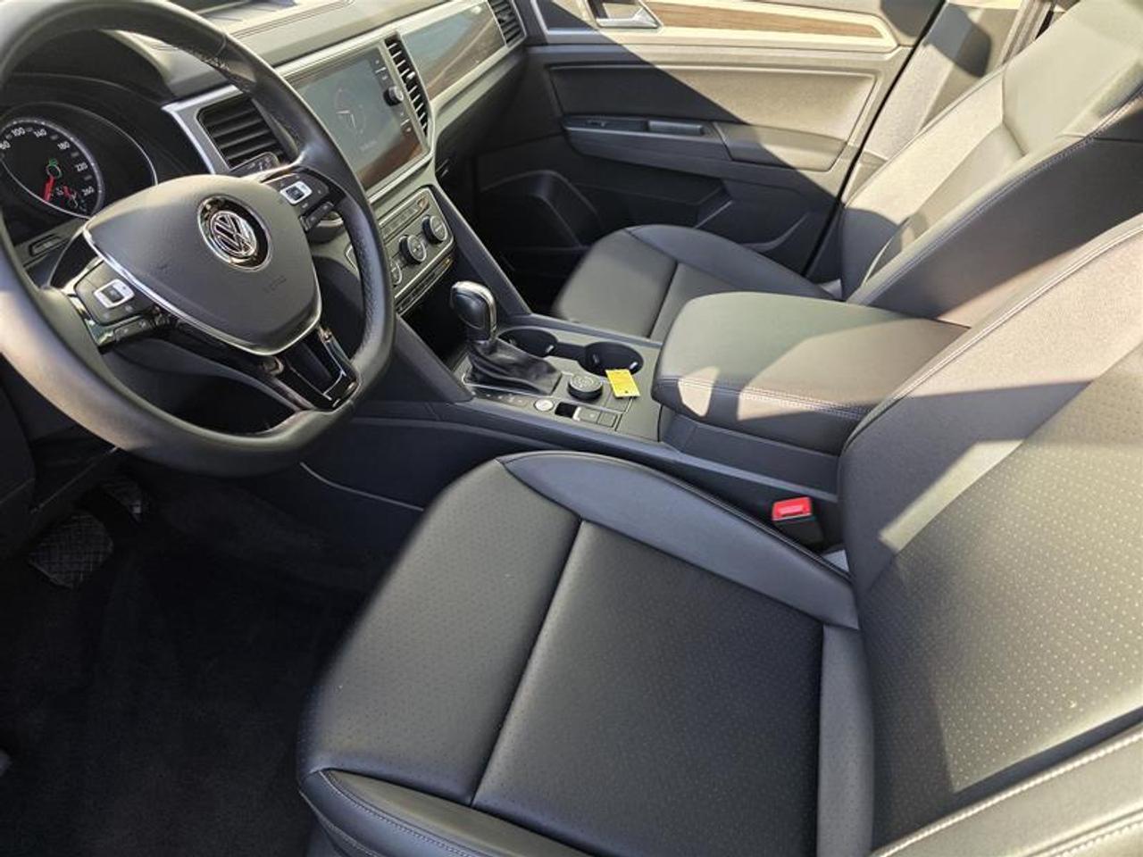 2019 Volkswagen Atlas Comfortline 3.6L 8sp at w/Tip 4MOTION W/Winter tir Photo