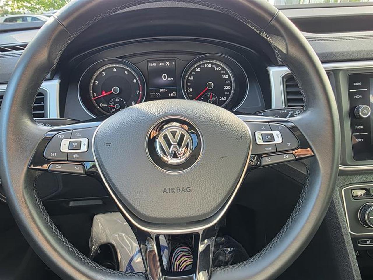 2019 Volkswagen Atlas Comfortline 3.6L 8sp at w/Tip 4MOTION W/Winter tir Photo