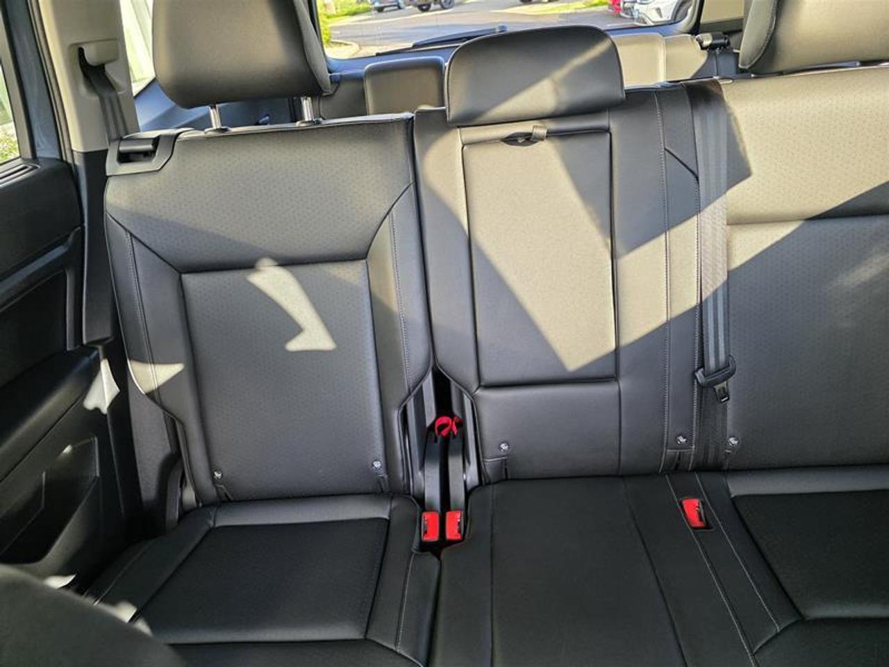 2019 Volkswagen Atlas Comfortline 3.6L 8sp at w/Tip 4MOTION W/Winter tir Photo