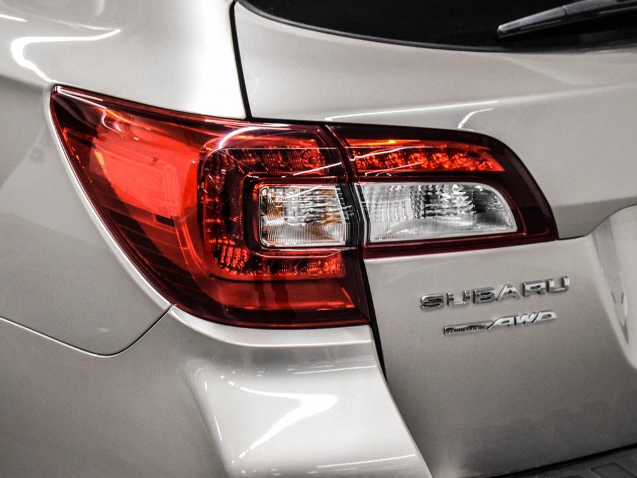 2018 Subaru Outback  Photo