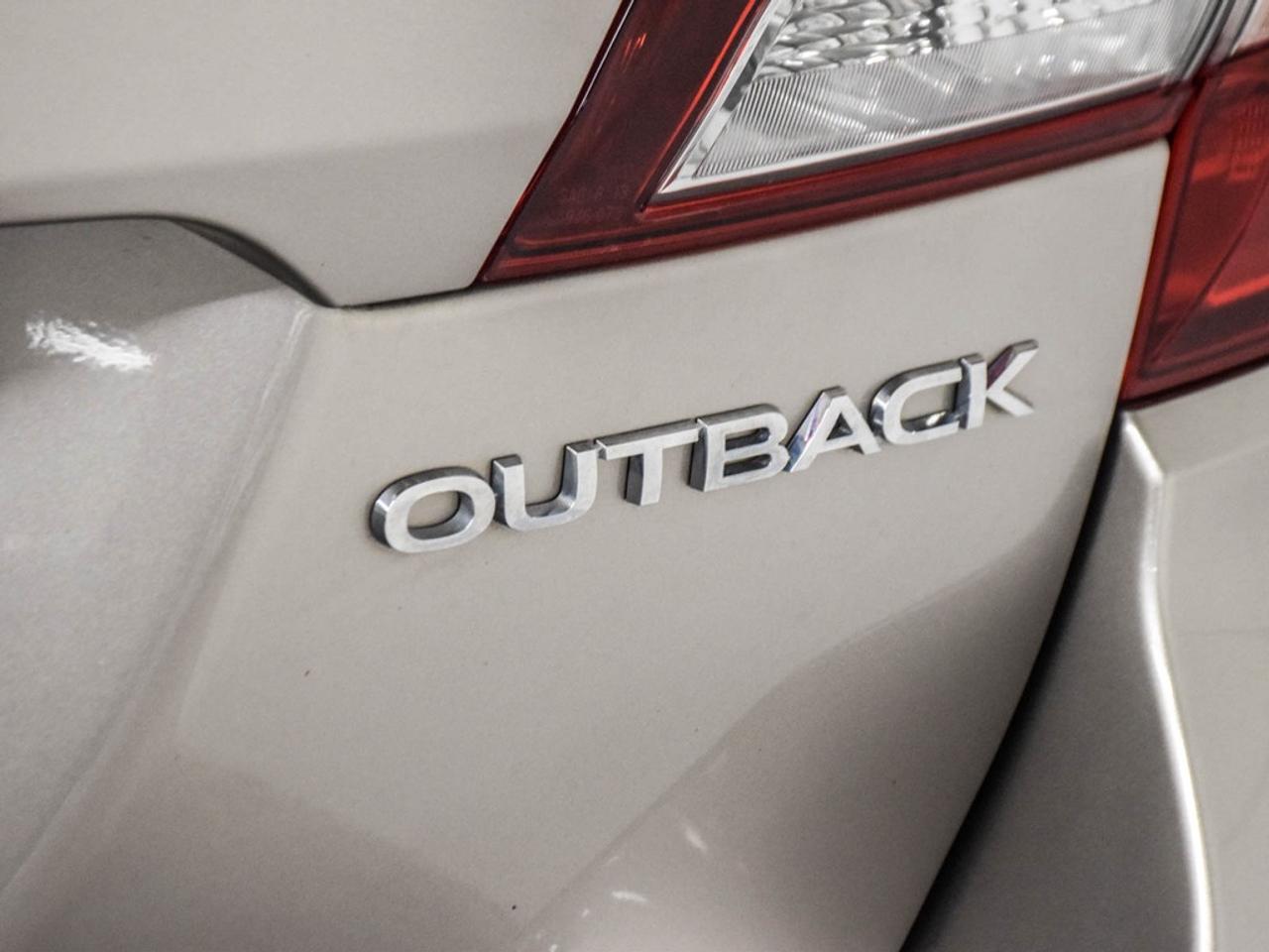 2018 Subaru Outback  Photo