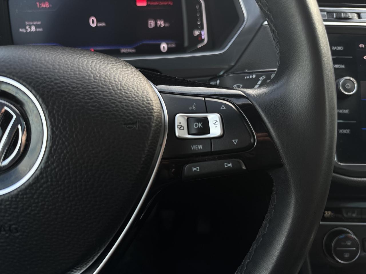 2020 Volkswagen Tiguan Highline 4MOTION   Clean Carfax! Photo