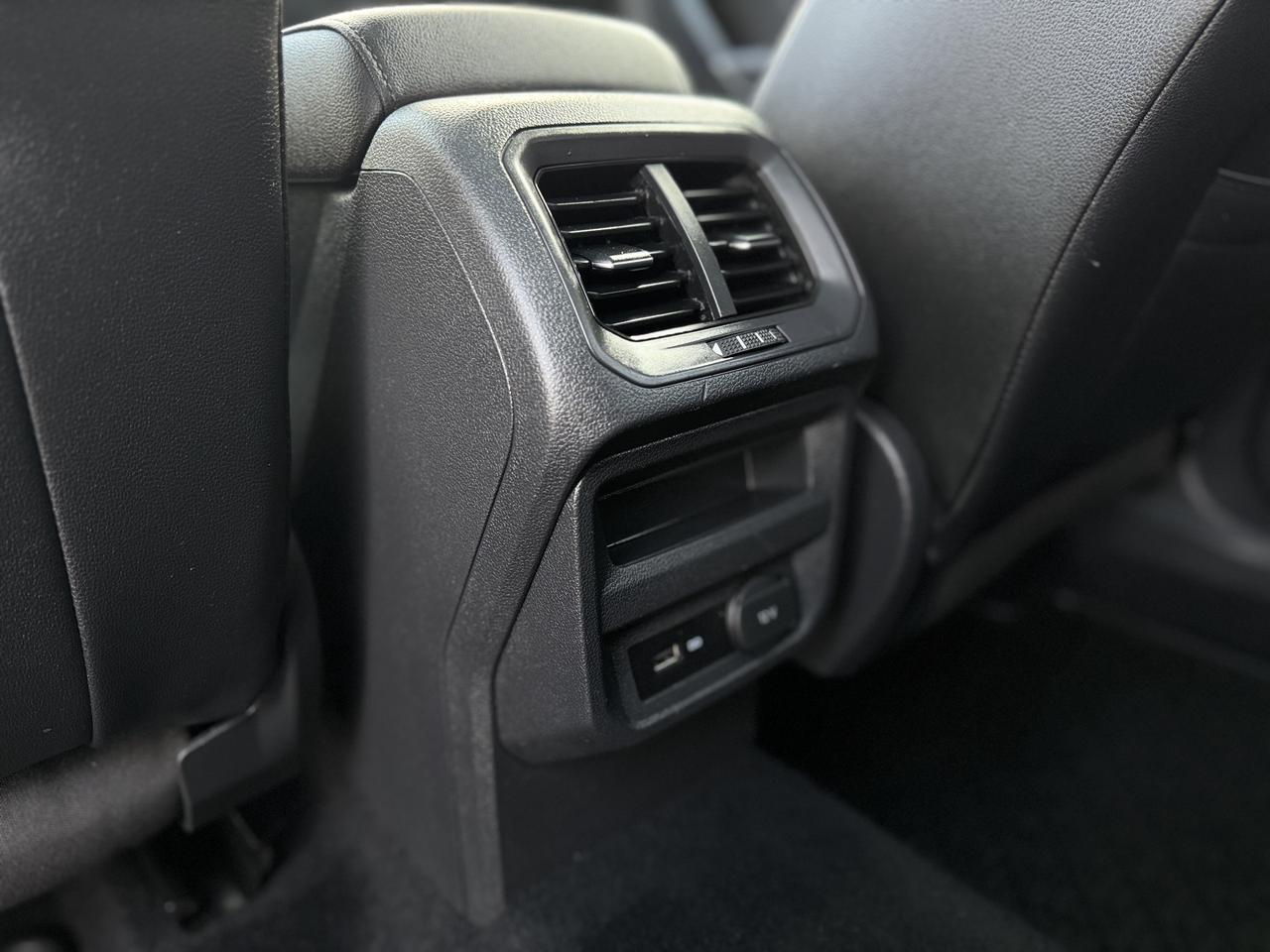 2020 Volkswagen Tiguan Highline 4MOTION   Clean Carfax! Photo