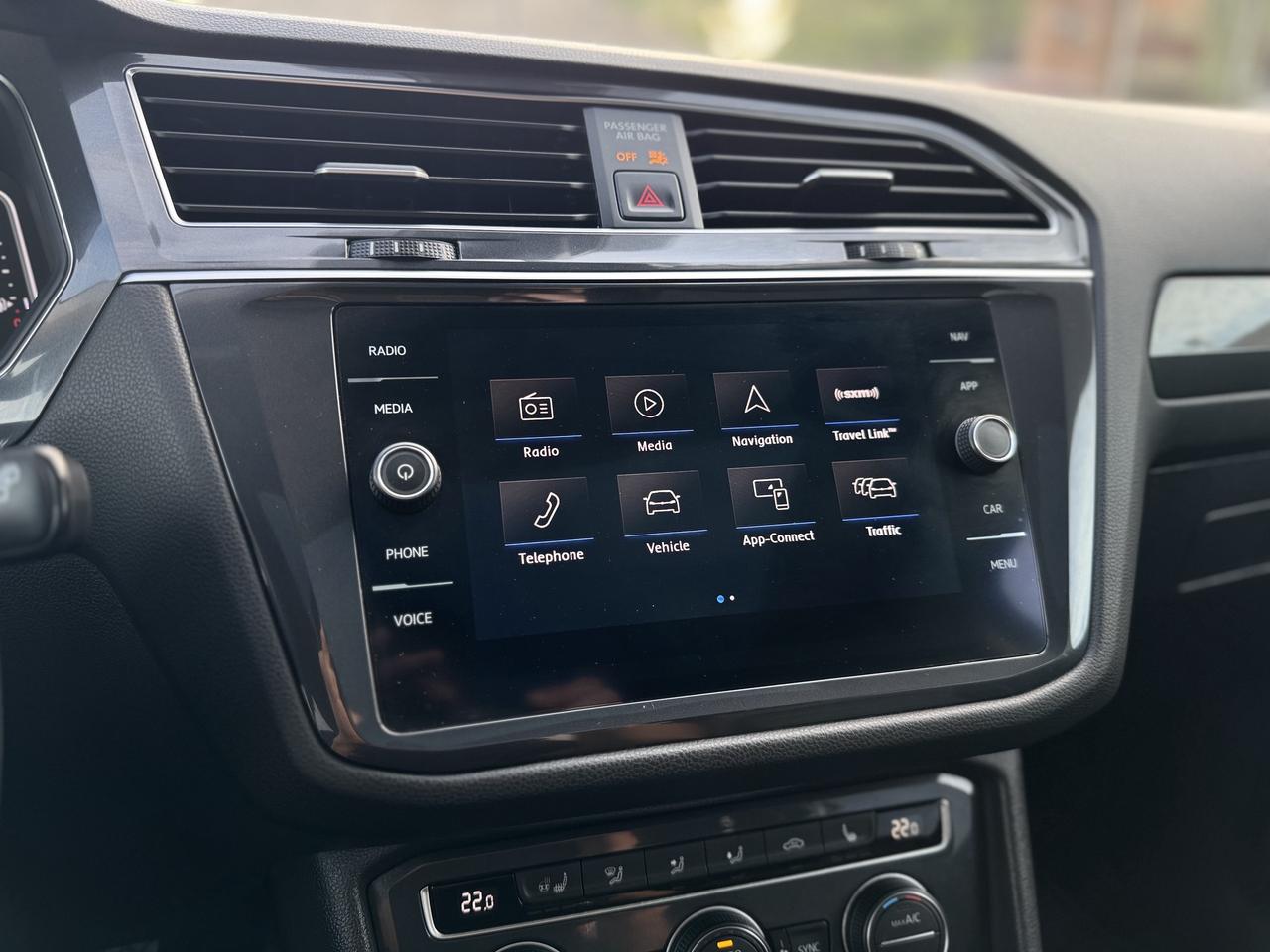 2020 Volkswagen Tiguan Highline 4MOTION   Clean Carfax! Photo