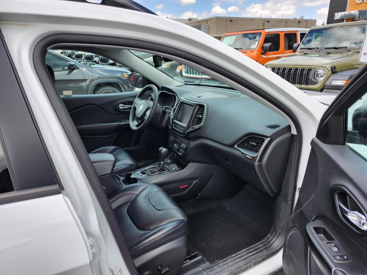 2022 Jeep Cherokee Trailhawk 4dr 4x4 Photo