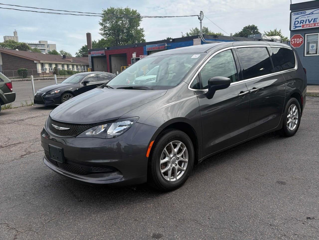 2022 Chrysler Grand Caravan SXT Front-Wheel Drive Passenger Van Photo