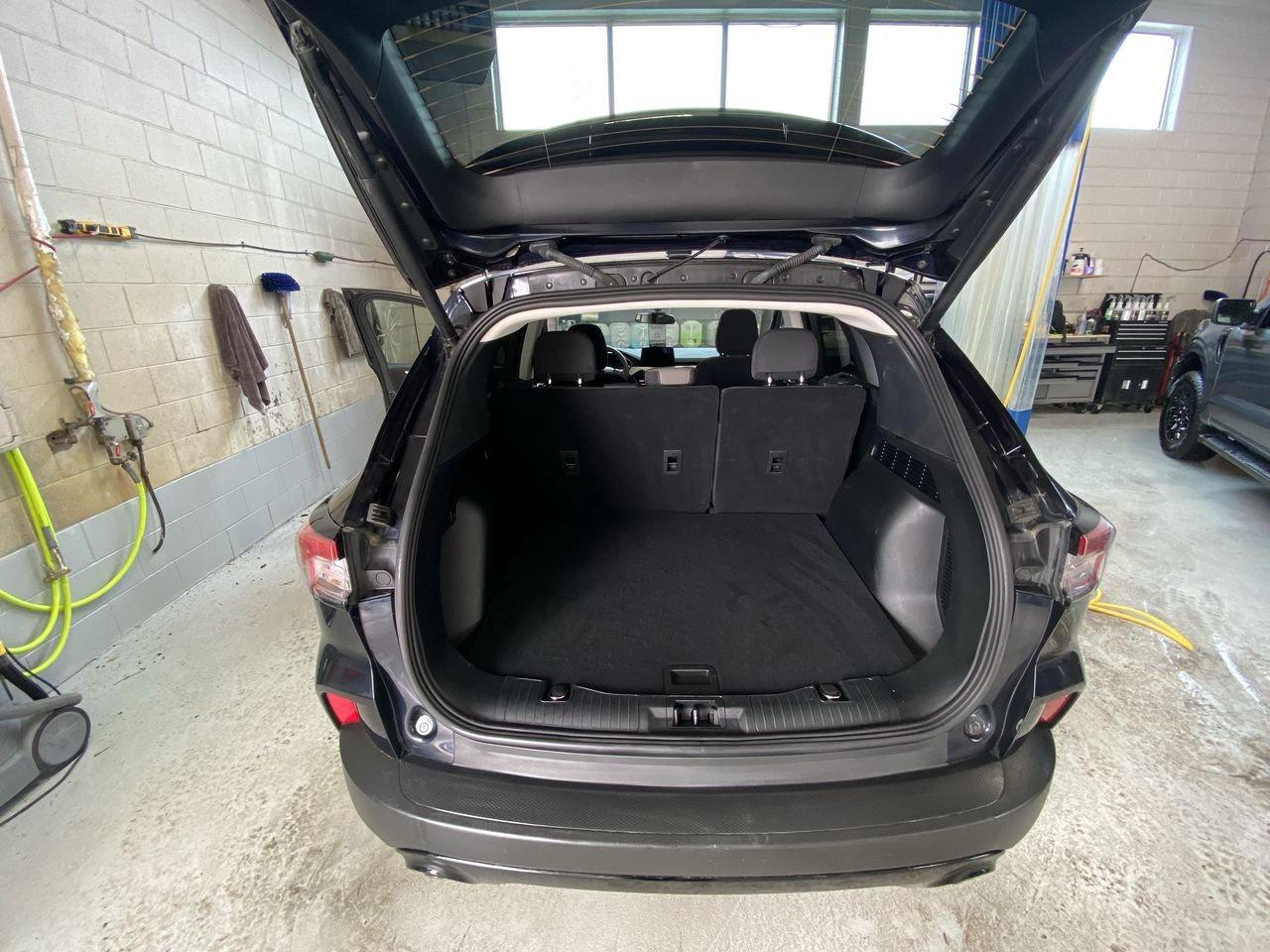 2021 Ford Escape SE Photo
