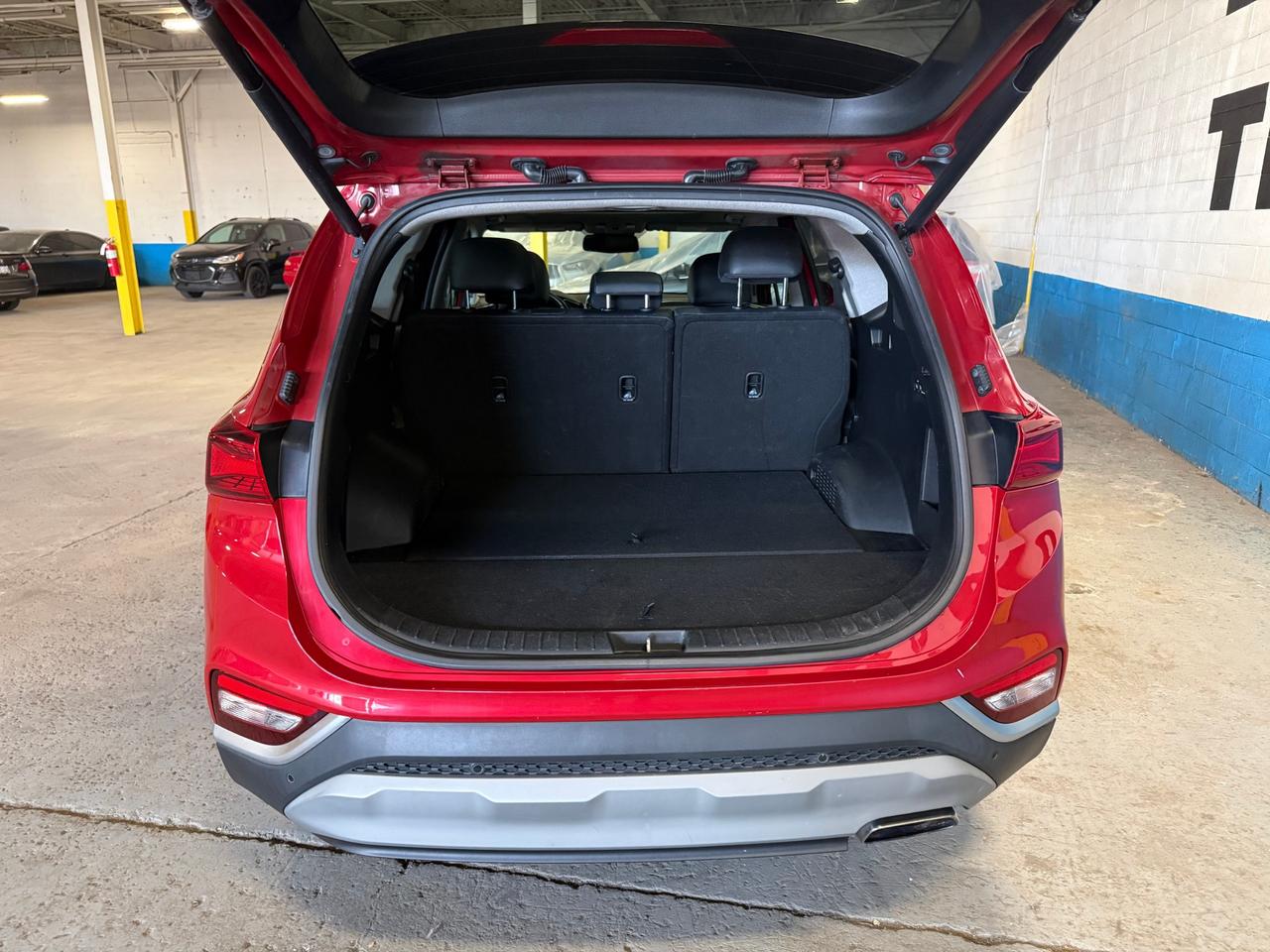 2019 Hyundai Santa Fe Ultimate 2.0  (A8) 4dr All-Wheel Drive Photo