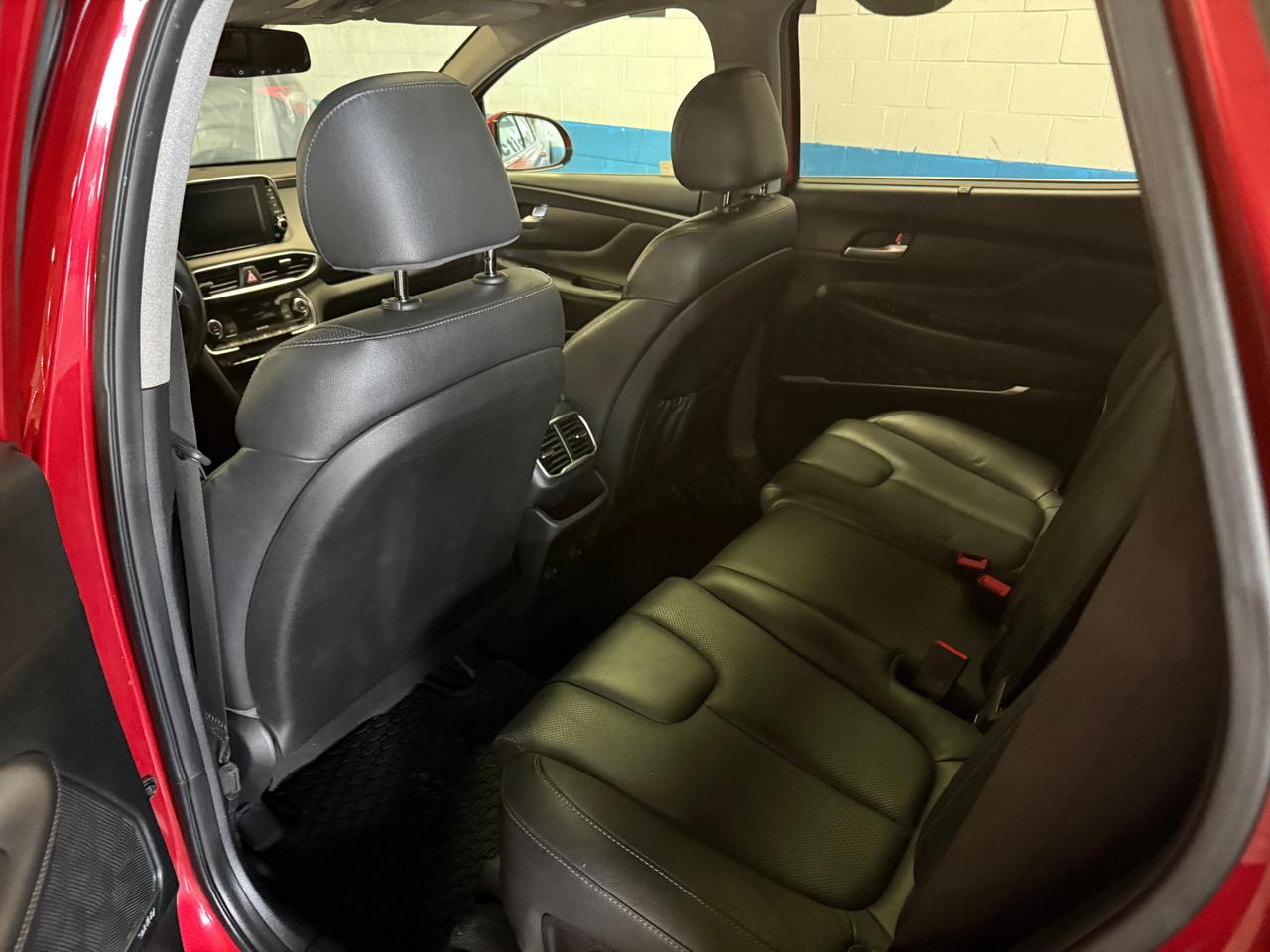 2019 Hyundai Santa Fe Ultimate 2.0  (A8) 4dr All-Wheel Drive Photo