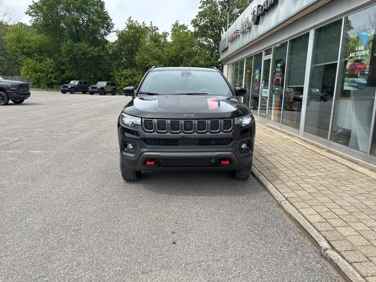 2023 Jeep Compass Trailhawk Photo