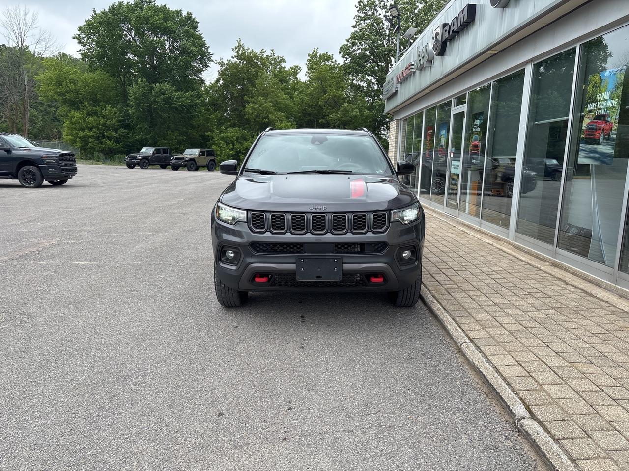 2024 Jeep Compass Trailhawk Photo