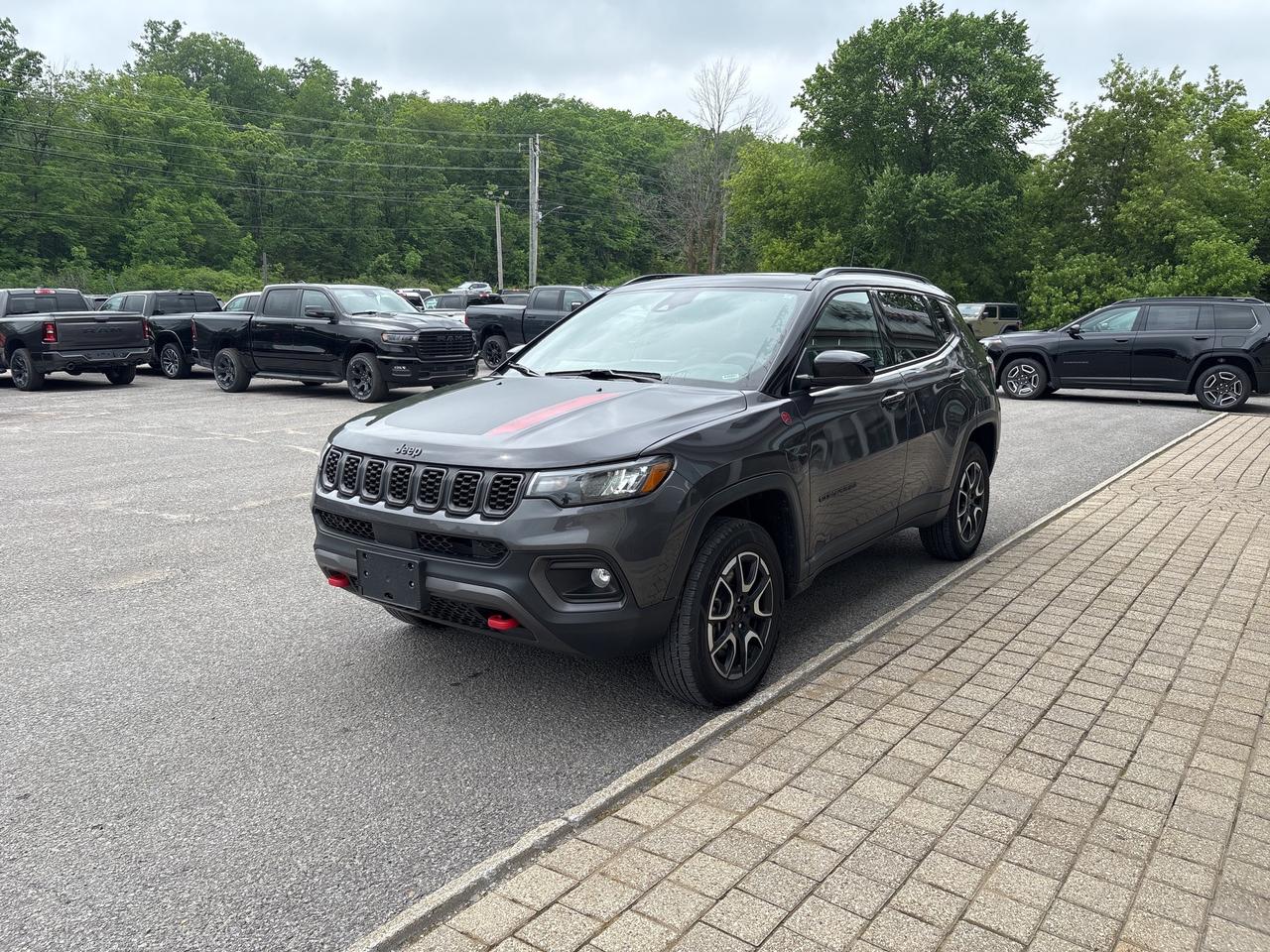 2024 Jeep Compass Trailhawk Photo