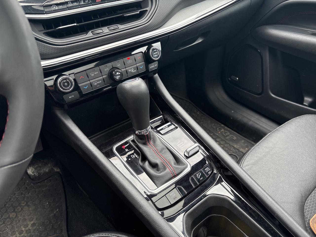2024 Jeep Compass Trailhawk Photo