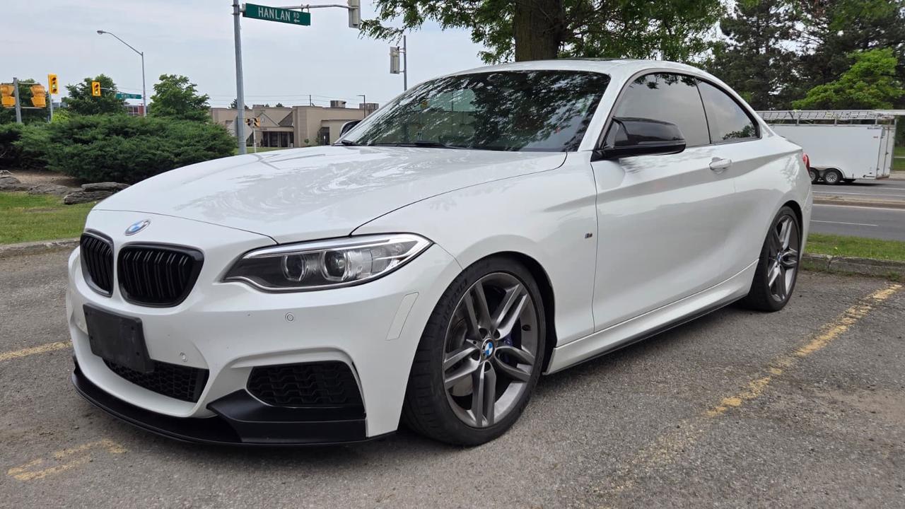 2016 BMW M235  Photo