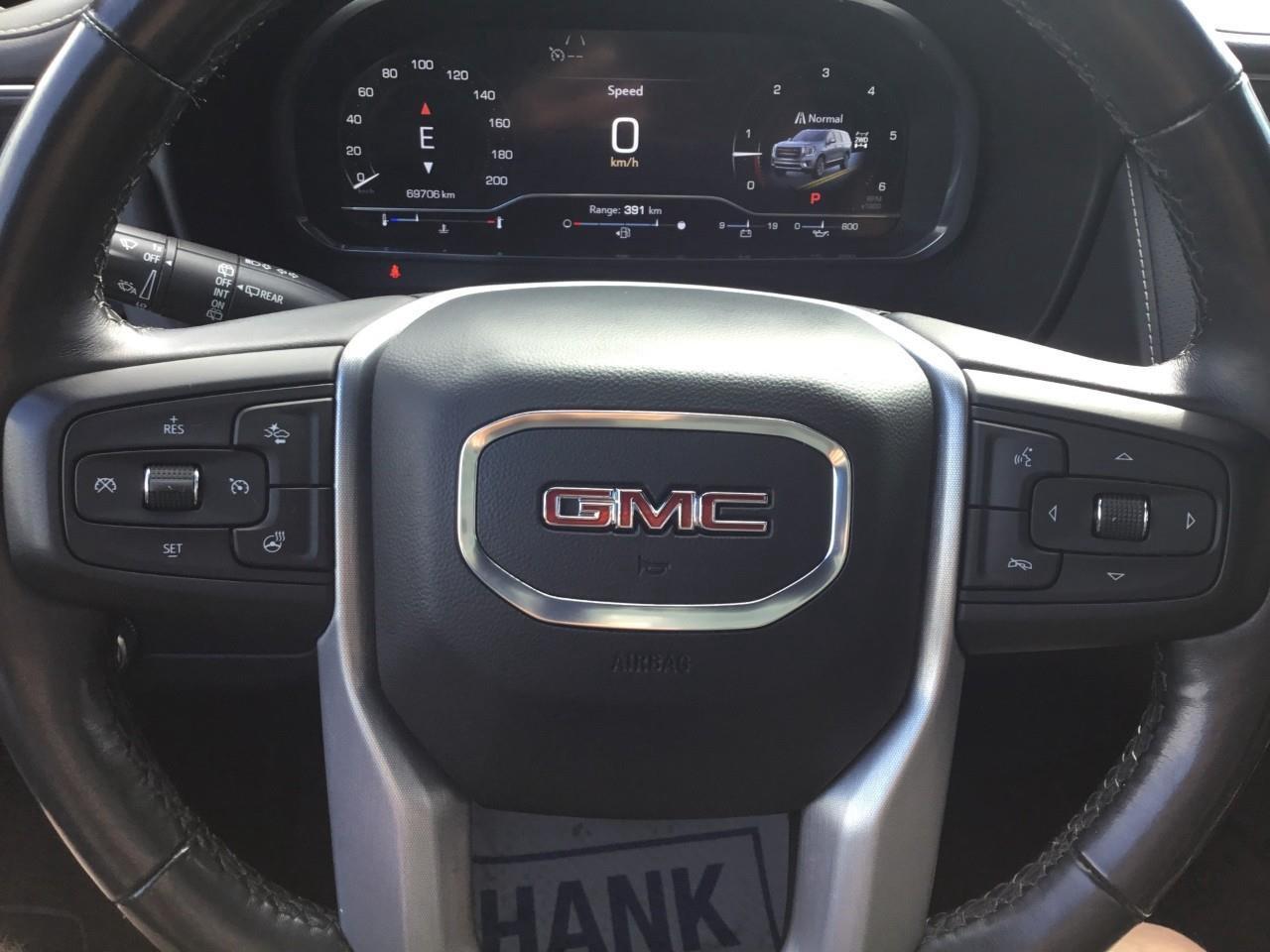 2022 GMC Yukon SLT Photo