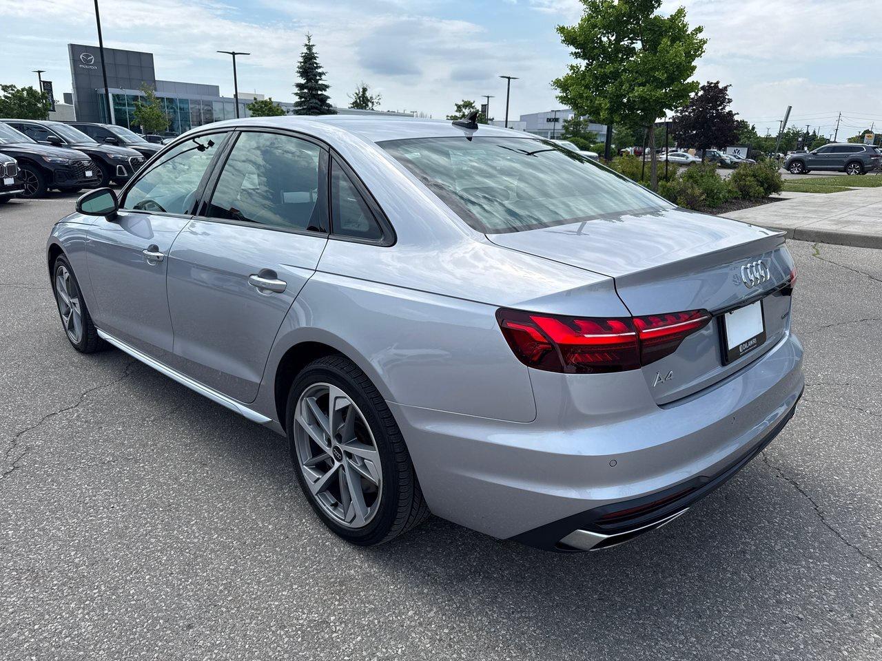2023 Audi A4 45 2.0T Komfort quattro 7sp S Tronic Leather  Allo Photo