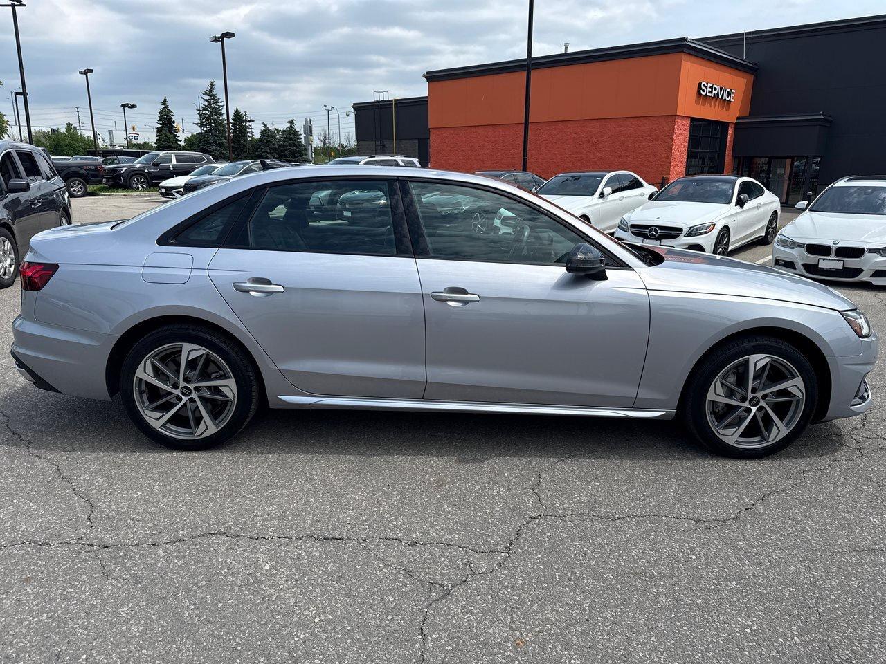 2023 Audi A4 45 2.0T Komfort quattro 7sp S Tronic Leather  Allo Photo