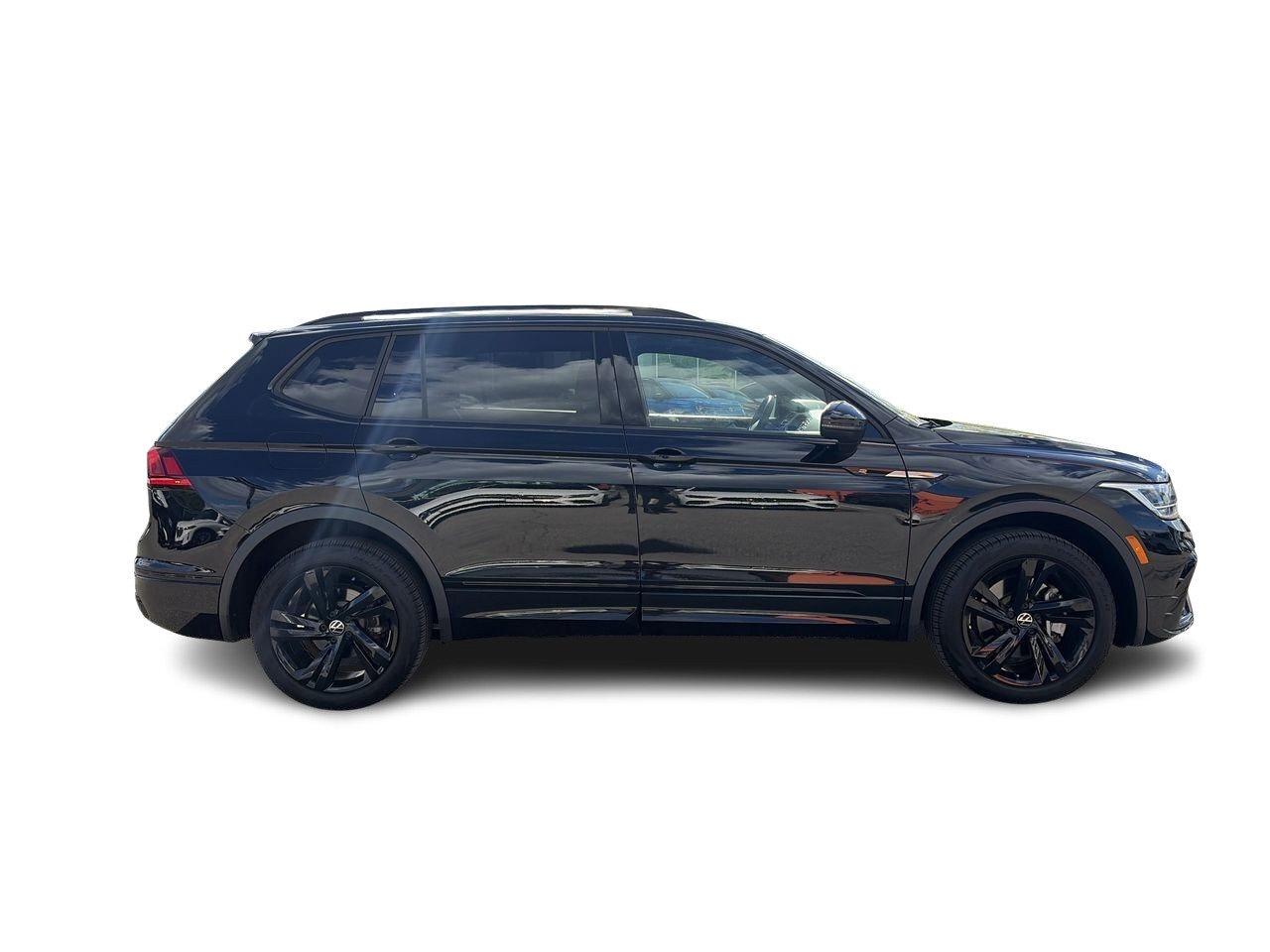 2023 Volkswagen Tiguan Comfortline R-Line Black 2.0T 8sp at w/Tip 4M Remo Photo