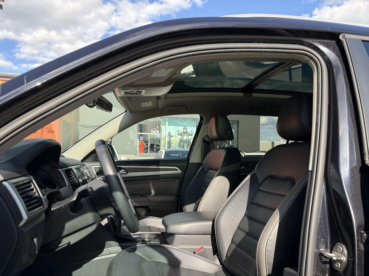 2021 Volkswagen Atlas Highline 3.6L 8sp at w/Tip 4MOTION (2) Remote Star Photo