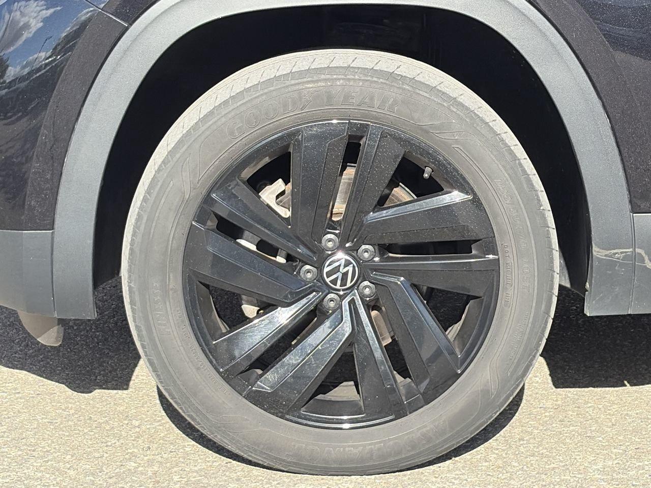 2021 Volkswagen Atlas Highline 3.6L 8sp at w/Tip 4MOTION (2) Remote Star Photo