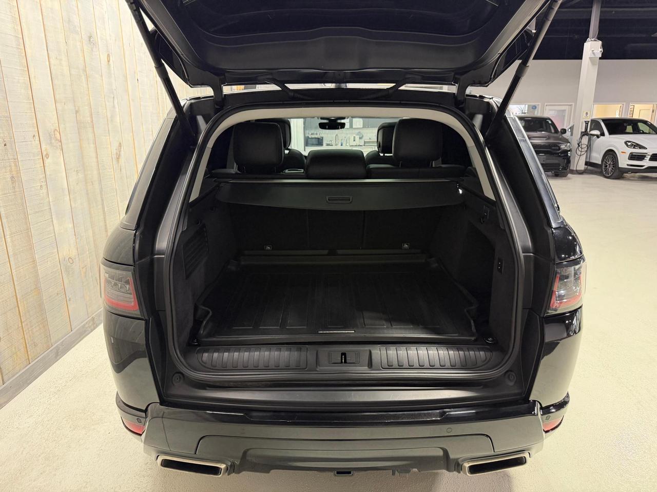 2018 Land Rover Range Rover Sport HSE TD6 TRAILER HITCH BLACK PACK ACCIDENT FREE Photo