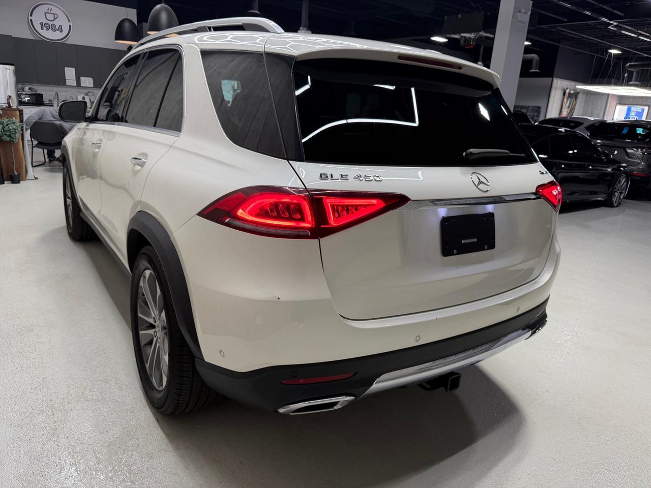 2023 Mercedes-Benz GLE-Class GLE 450 4MATIC  EXCLUSIVE INTELLIGENT DRIVE Photo