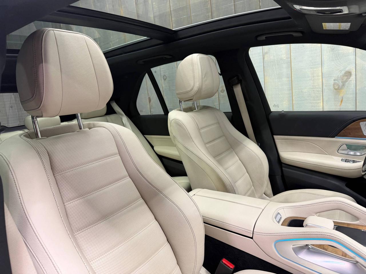 2023 Mercedes-Benz GLE-Class GLE 450 4MATIC  EXCLUSIVE INTELLIGENT DRIVE Photo
