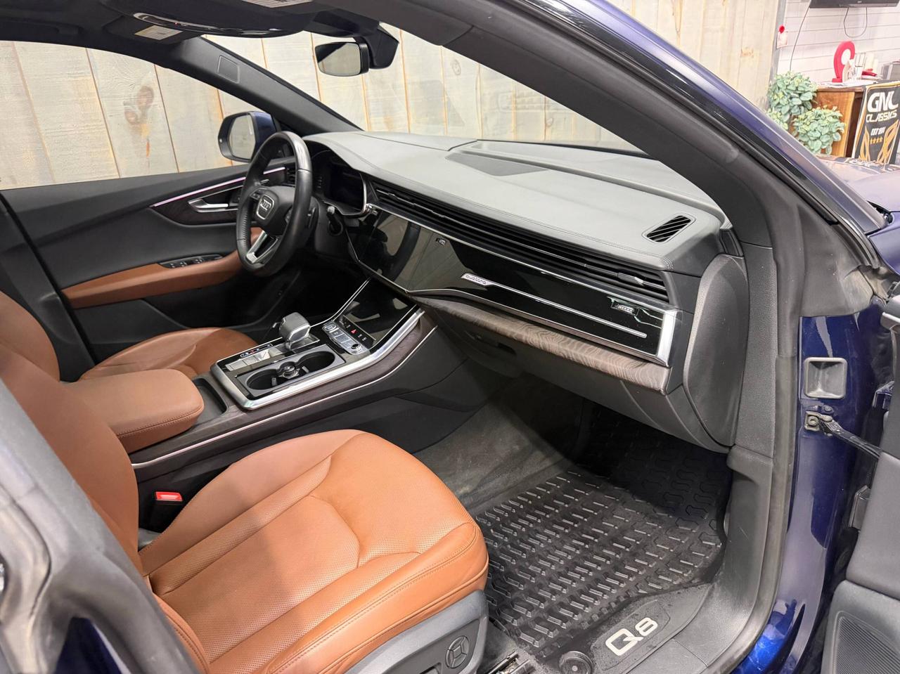 2020 Audi Q8 TECHNIK S-LINE BLACK OPTICS FULL PPF Photo