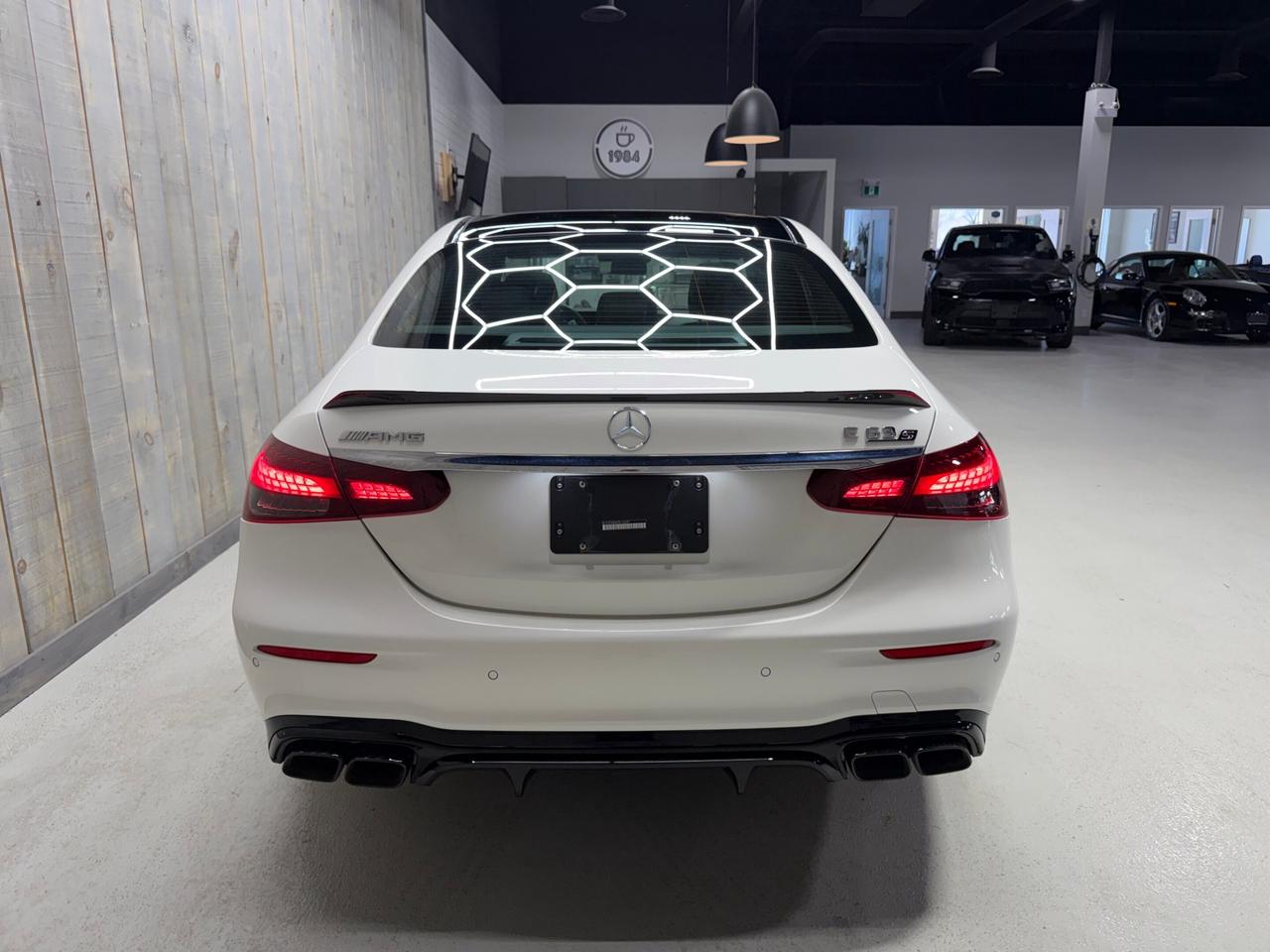 2023 Mercedes-Benz E-Class AMG E 63 S 4MATIC+ LOW KMS CARBON FIBER Photo