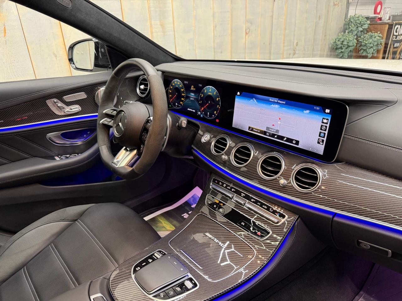 2023 Mercedes-Benz E-Class AMG E 63 S 4MATIC+ LOW KMS CARBON FIBER Photo