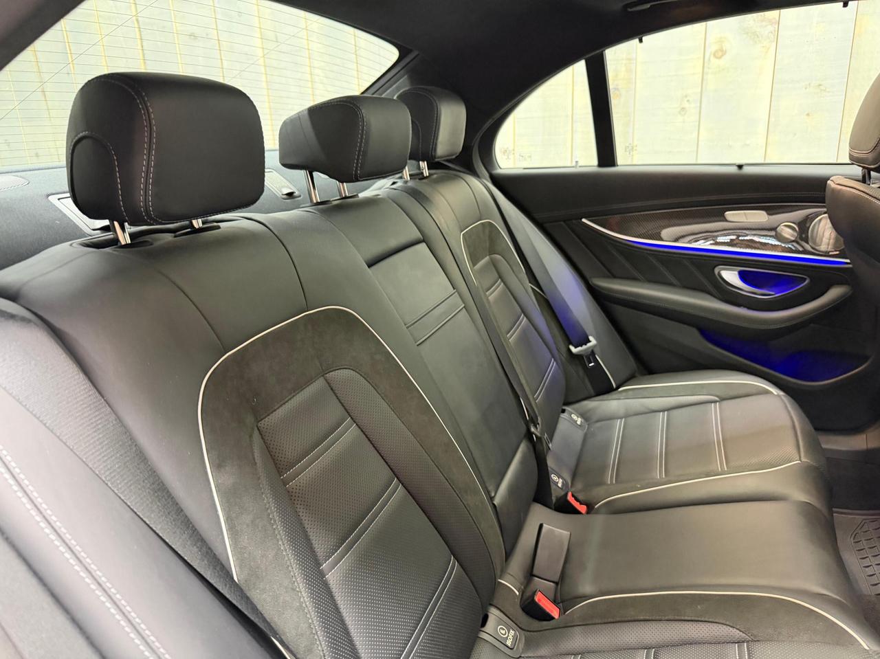 2023 Mercedes-Benz E-Class AMG E 63 S 4MATIC+ LOW KMS CARBON FIBER Photo