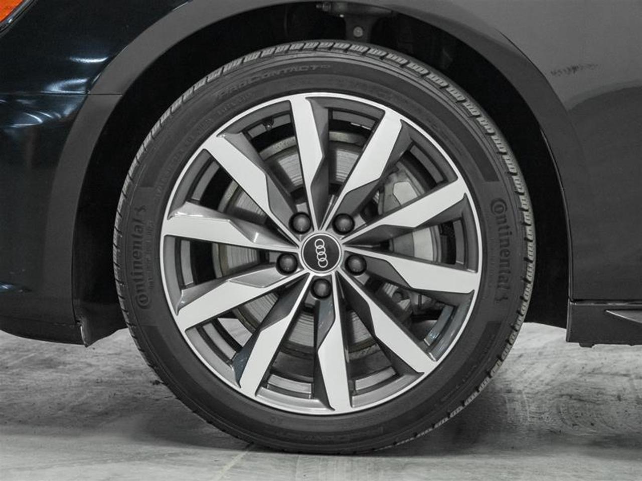 2023 Audi A4 45 Progressiv 4dr All-Wheel Drive quattro Sedan Photo3