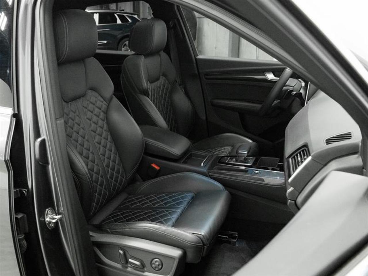 2022 Audi SQ5 3.0T Progressiv 4dr All-Wheel Drive quattro Sport Utility Photo