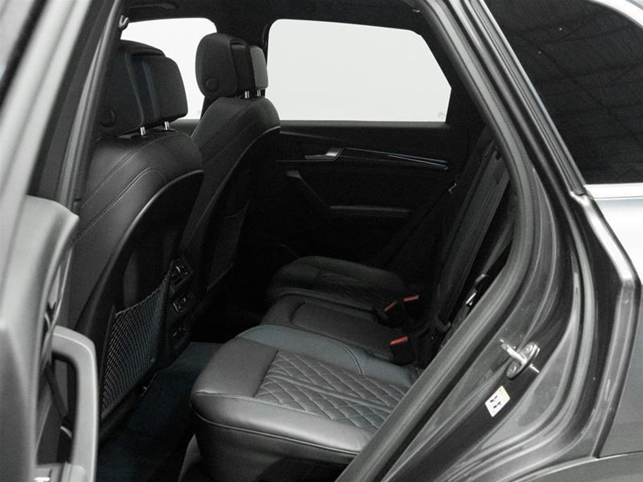 2022 Audi SQ5 3.0T Progressiv 4dr All-Wheel Drive quattro Sport Utility Photo