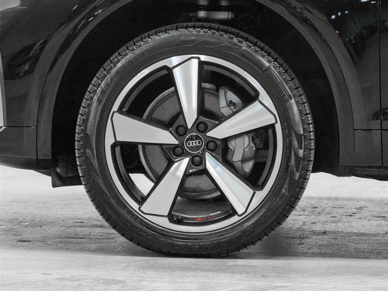 2025 Audi Q5 45 Progressiv 4dr All-Wheel Drive quattro Sport Utility Photo