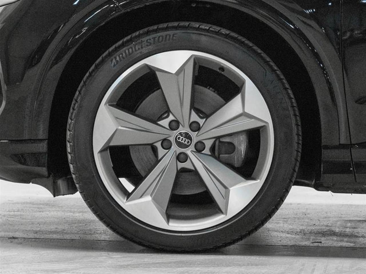 2025 Audi Q4 e-tron 55 4dr All-Wheel Drive quattro Sport Utility Photo