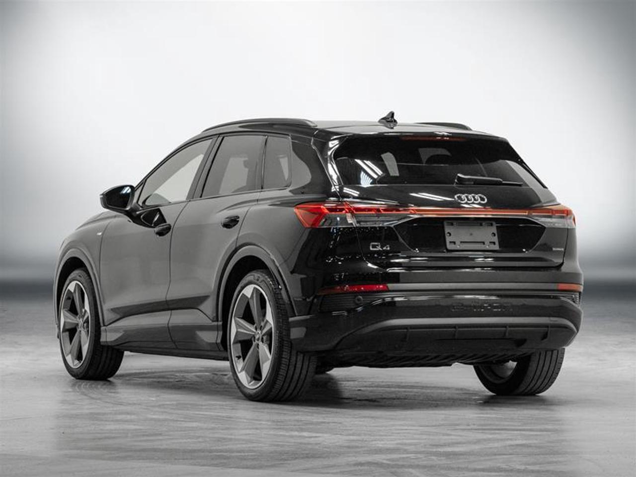 2025 Audi Q4 e-tron 55 4dr All-Wheel Drive quattro Sport Utility Photo