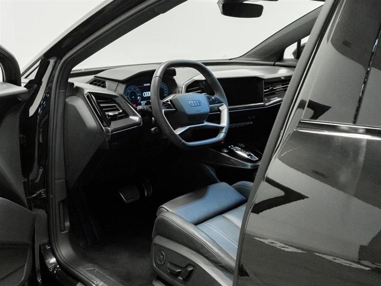 2025 Audi Q4 e-tron 55 4dr All-Wheel Drive quattro Sport Utility Photo