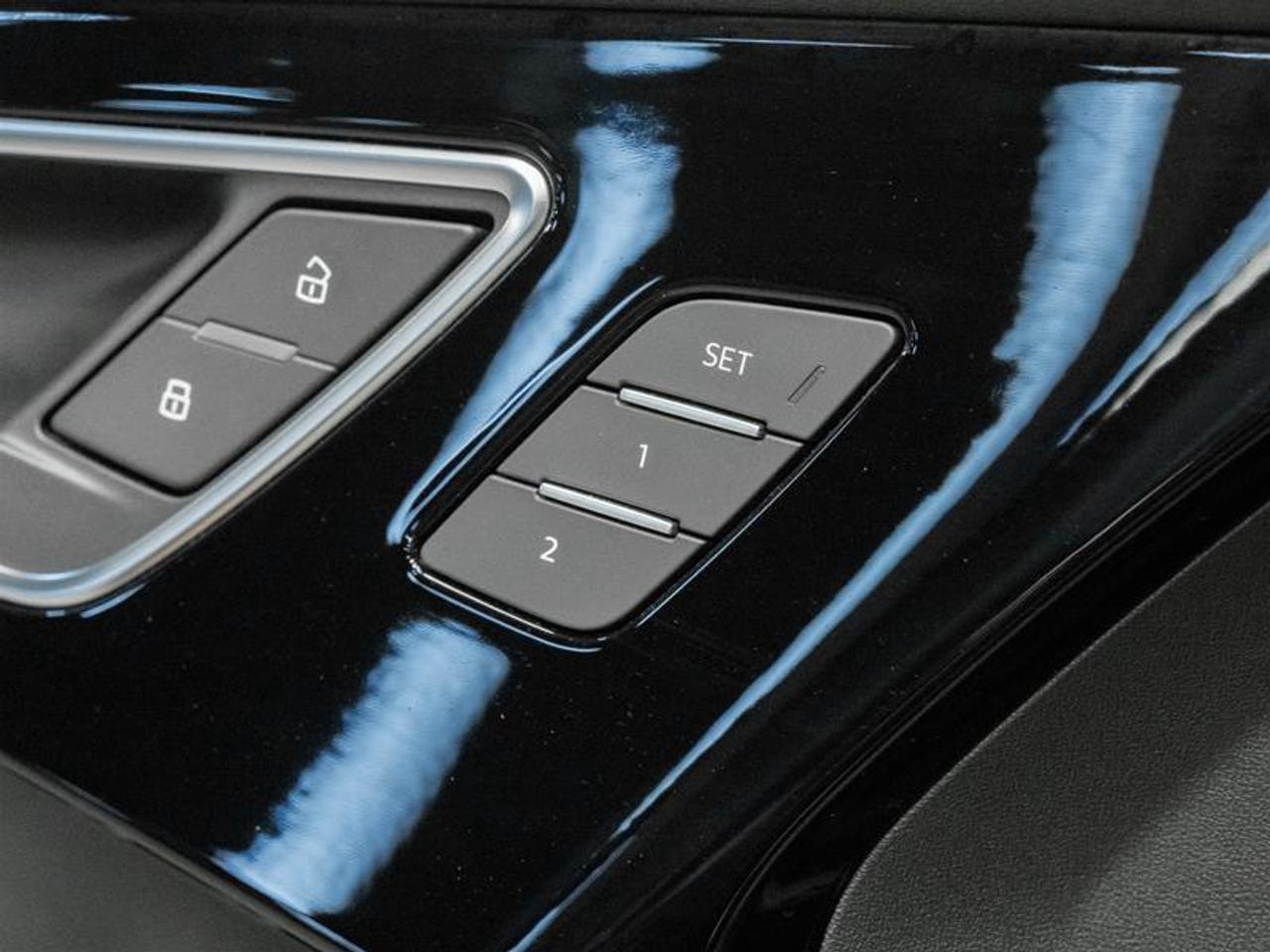2025 Audi Q4 e-tron 55 4dr All-Wheel Drive quattro Sport Utility Photo