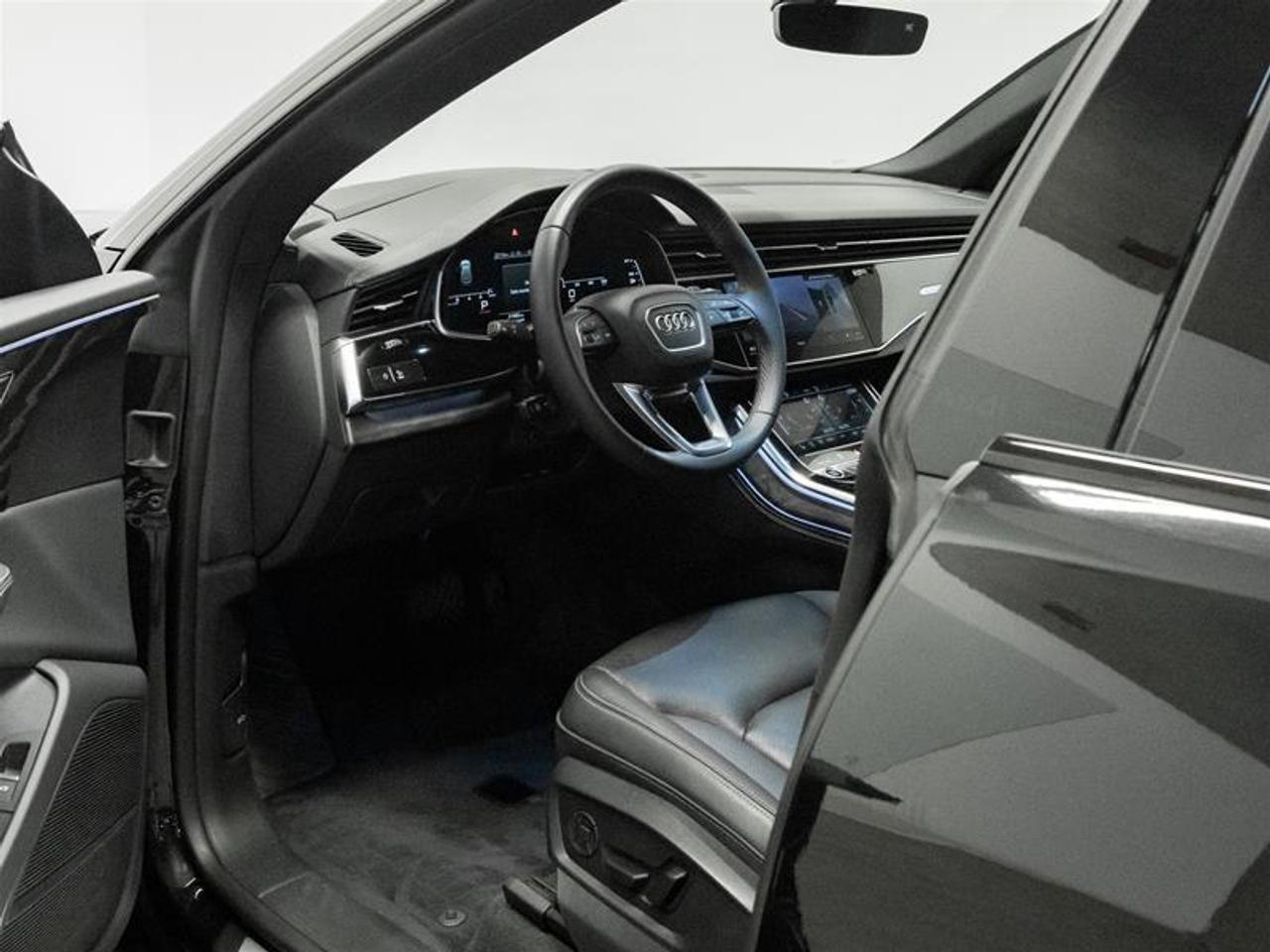 2025 Audi Q8 55 Technik 4dr All-Wheel Drive quattro Sport Utility Photo
