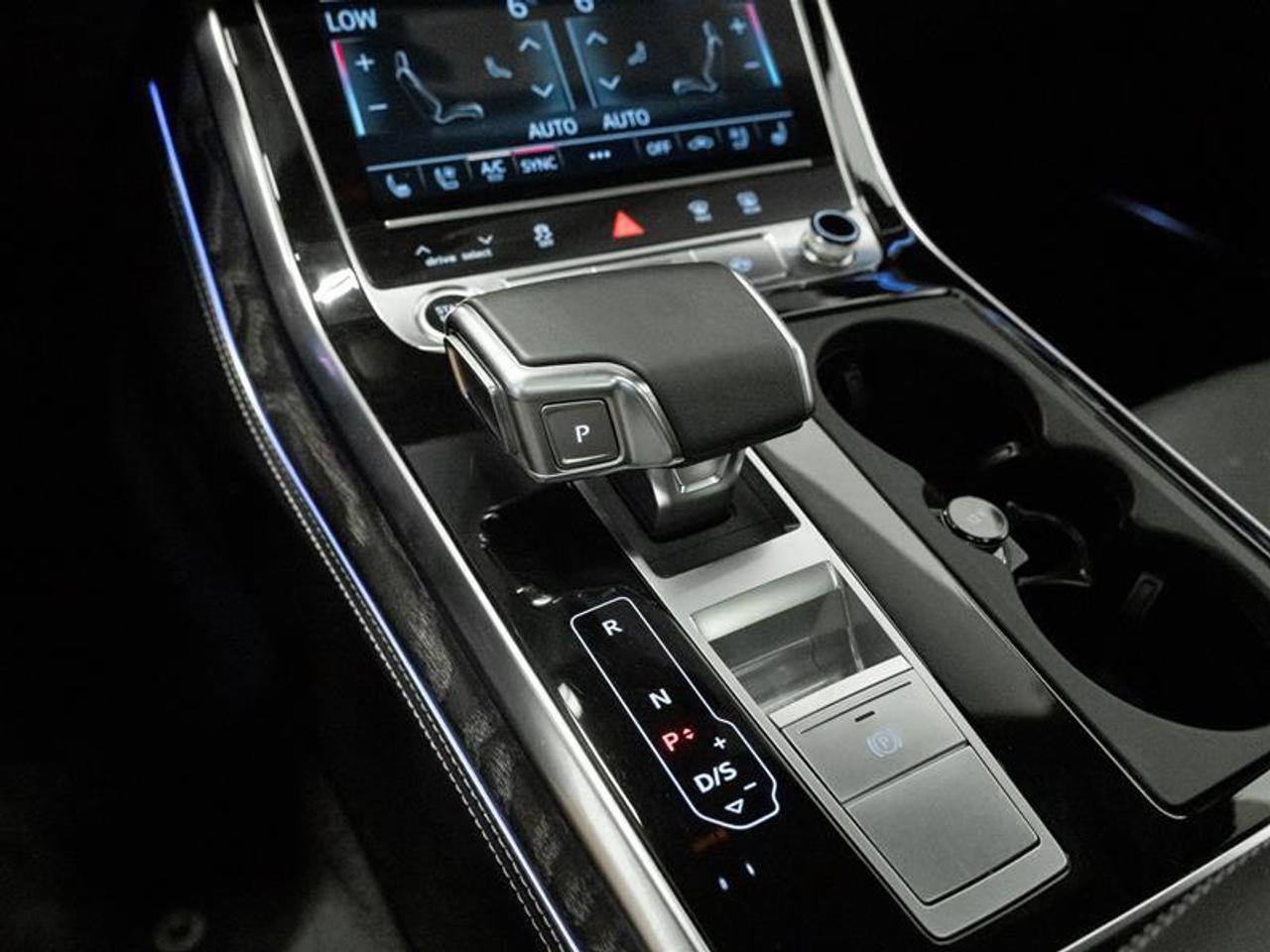 2025 Audi Q8 55 Technik 4dr All-Wheel Drive quattro Sport Utility Photo