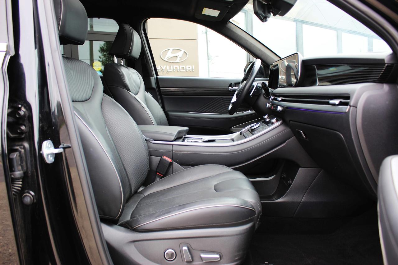 2024 Hyundai PALISADE Ultimate Calligraphy 7-Passenger AWD Photo