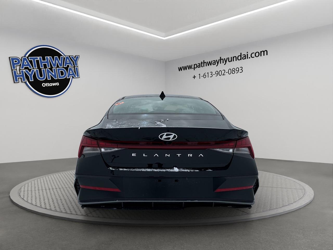 2026 Hyundai Elantra Luxury Photo